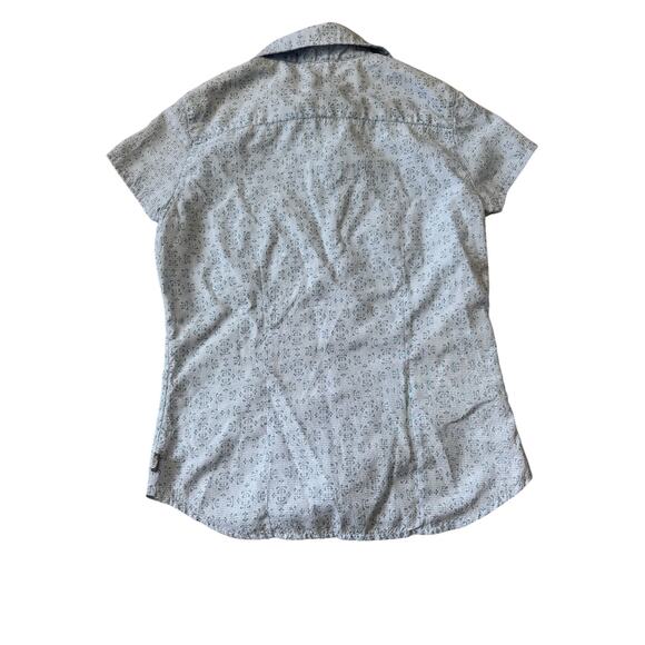 THE NORTH FACE short sleeve; button up shirt, size women's small, lightweight - Picture 2 of 9